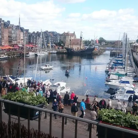 Le Balcon Du Port Lägenhet *